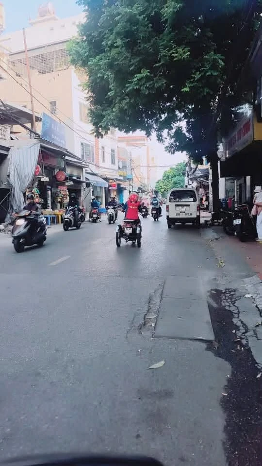 Bán nhà 4 tầng 41m2 Thiên Lôi, gara ngay gần - Ảnh 1