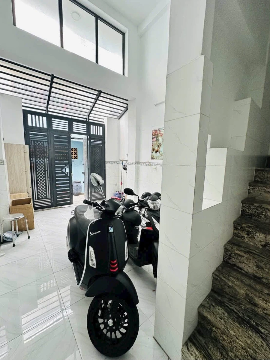 Bán nhà hẻm xe hơi 5 tầng 40m2, 6 CHDV, gần vòng xoay Lê Đại Hành, Quận 11, 6,6 tỷ - Ảnh thu nhỏ 2