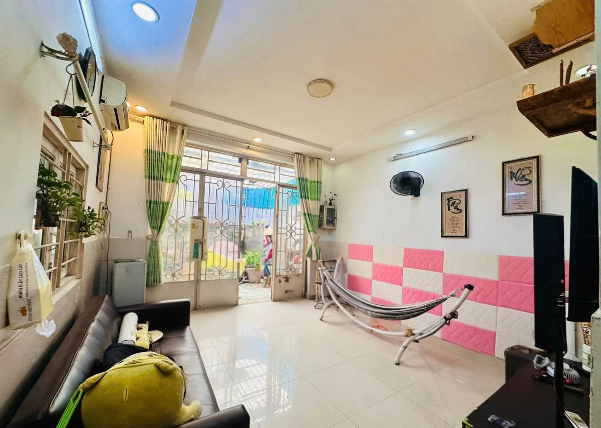 Bán nhà 2 tầng 3 phòng ngủ 62m2 Quốc Lộ 13 cũ 4,5 tỷ - Ảnh thu nhỏ 3