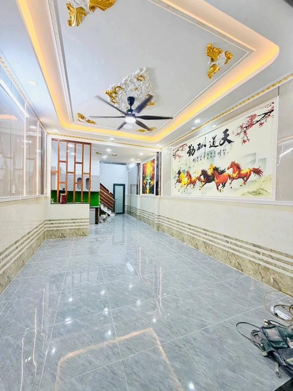 Bán nhà 1 trệt 1 lầu 64m² 3 phòng ngủ đường Phan Bội Châu, trung tâm Dĩ An
