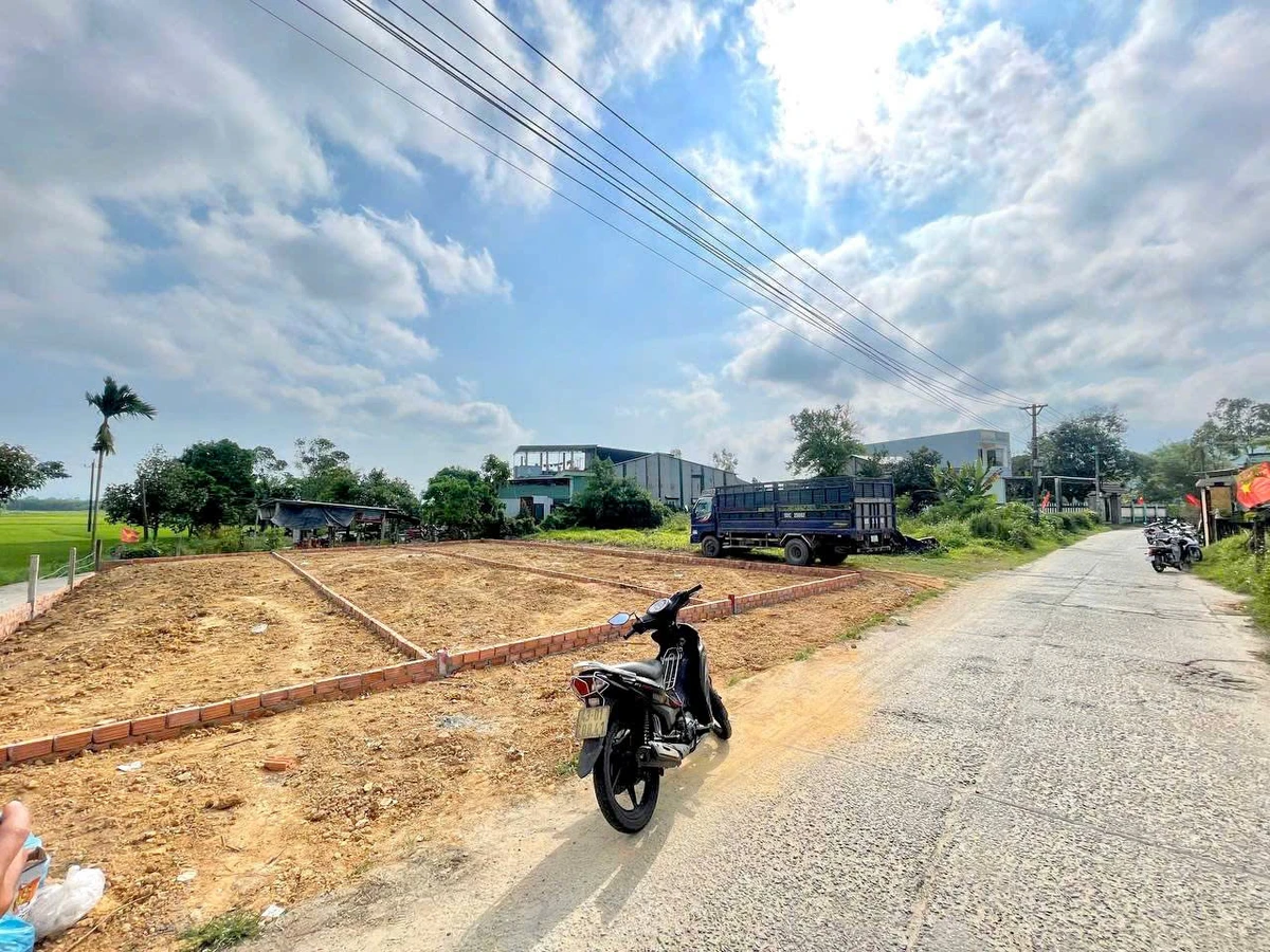 Bán đất 110m² giá 700 triệu, gần chợ trường học - Ảnh 1