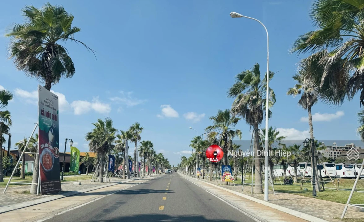 Bán 10037m2 thổ cư giá tốt view biển mặt tiền Lạc Long Quân, Tiến Thành cạnh Novaworld - Ảnh thu nhỏ 4
