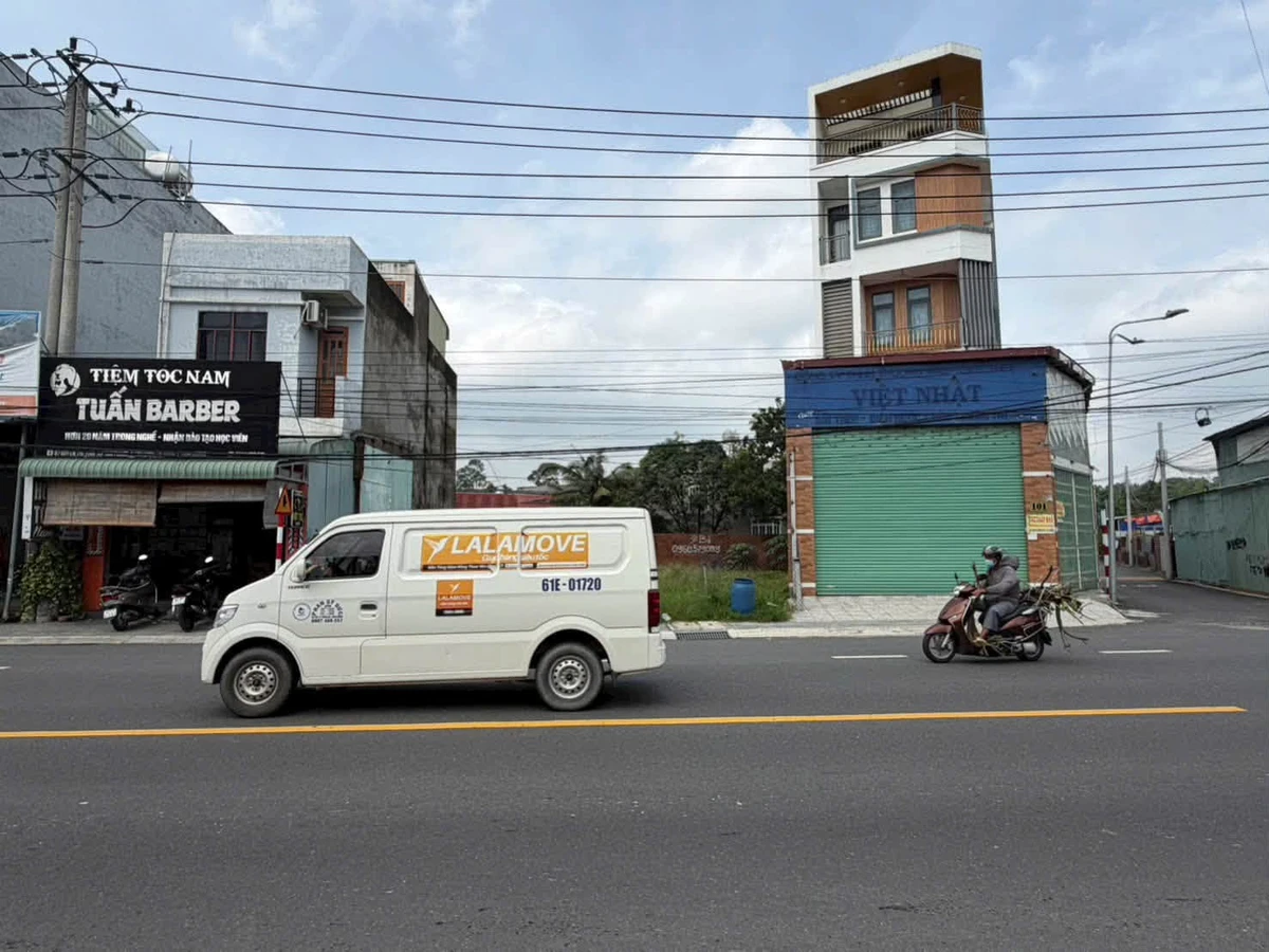 Bán gấp đất mặt tiền đường Nguyễn Thị Tươi, Dĩ An, Bình Dương 248m2 giá 11 tỷ - Ảnh thu nhỏ 3