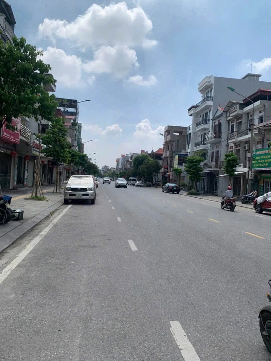Bán nhà 3,5 tầng mặt phố Lê Thạnh Nghị Hải Dương 76,6m2, 6.2 tỷ - Ảnh 1