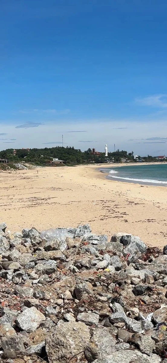 Bán đất biển 1.746m2 sổ hồng riêng giá 2,2 tỷ tại Xã Vạn Tường, Quảng Ngãi - Ảnh 1