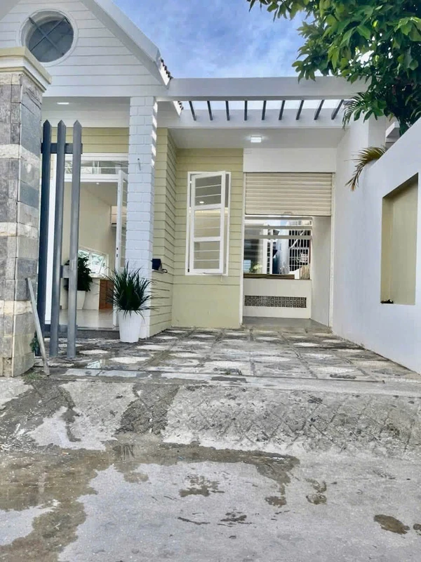 Bán nhà mới 155,6m2 3PN Xóm Chiếu, Vĩnh Điềm Trung, phường Tây Nha Trang