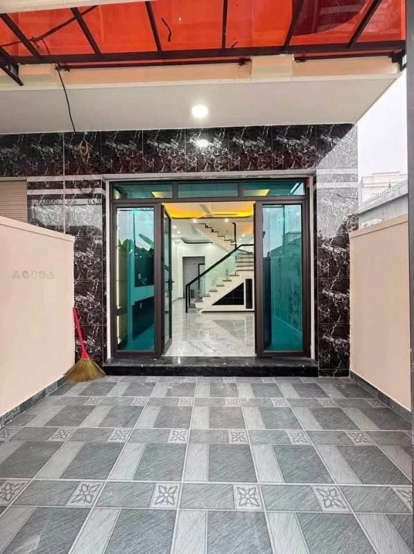 Bán nhà 3 tầng xây mới 50m2, 3 phòng ngủ, giá dưới 2 tỷ tại Phù Lưu, Kiến An - Ảnh 1