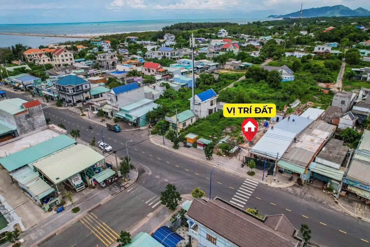 Bán đất mặt tiền Lộc An Hồ Lô 540m² gần biển - Ảnh 1