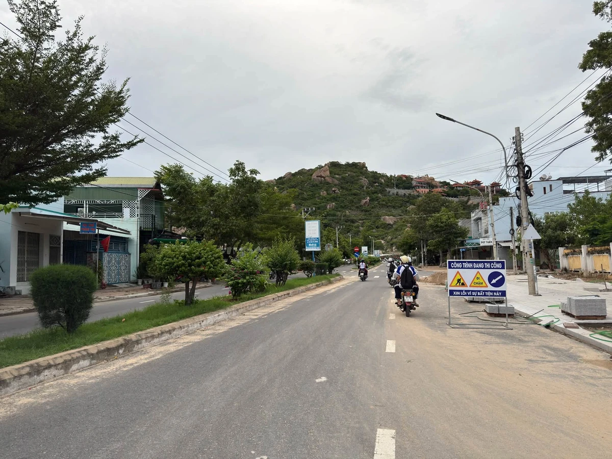 Bán nhà 4 phòng ngủ đất TĐC Ninh Chử 100m2, gần biển - Ảnh thu nhỏ 3