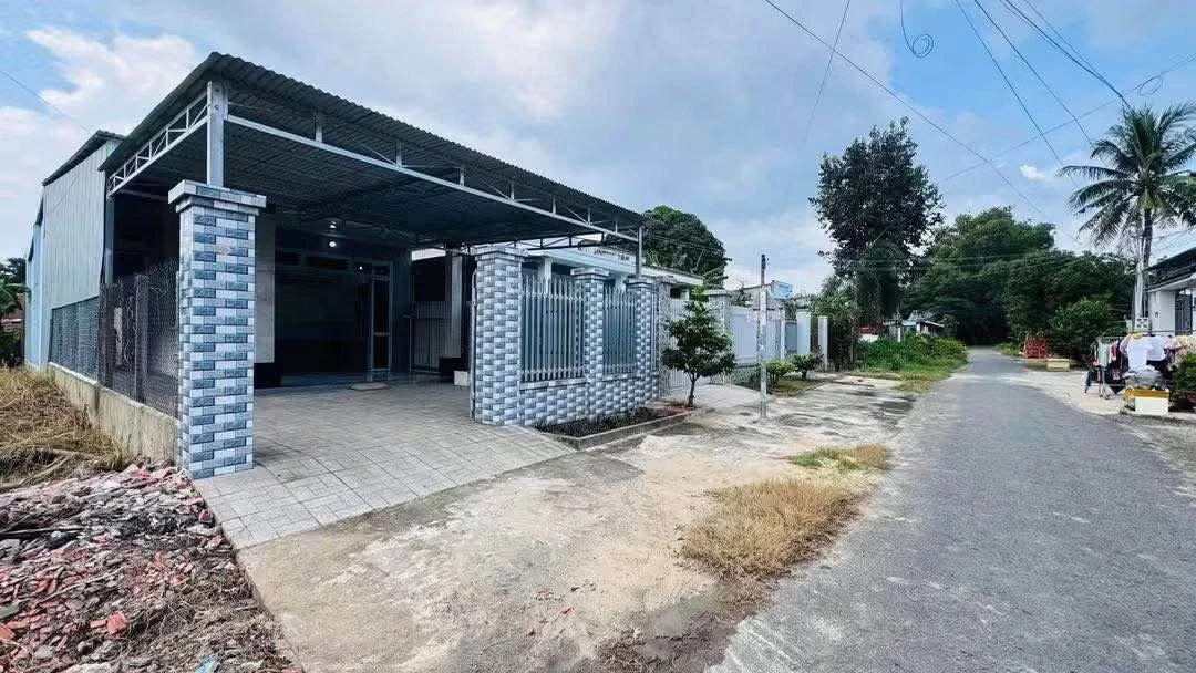 Nhà chữ L 3 PN, 100m² đường Trần Phú, Tây Ninh, 1 tỷ 550 - Ảnh thu nhỏ 2