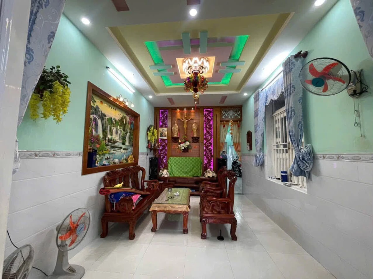Bán nhà 1 trệt 1 lầu 100m² 4PN Long Hải HCM - Ảnh thu nhỏ 3