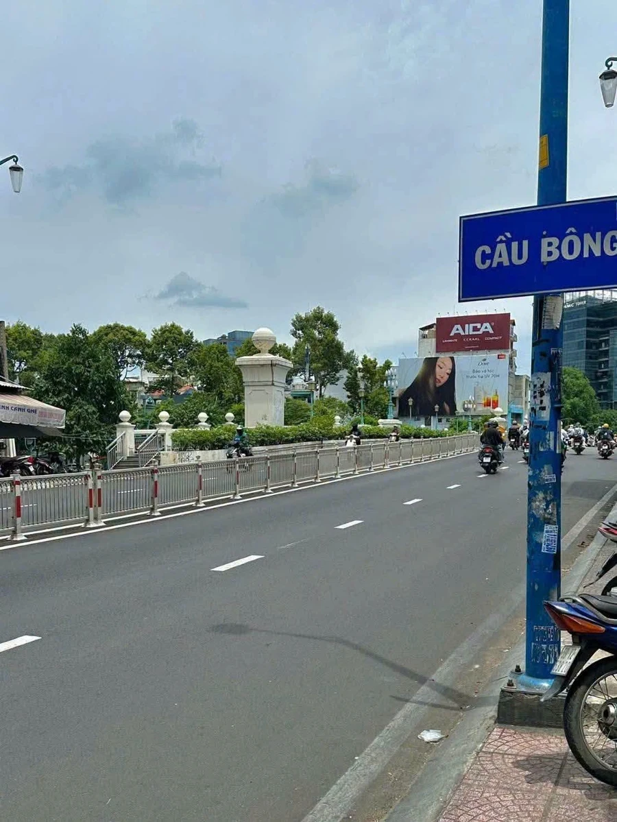 Bán nhà 5 tầng 7PN, 93m2 đường Đinh Tiên Hoàng, Phường 1, Bình Thạnh, giá 12,9 tỷ - Ảnh 1
