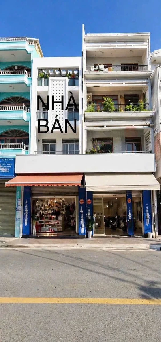 Bán nhà 4 tầng mặt tiền Trần Quý Cáp 104.8m2 Nha Trang - Ảnh 1