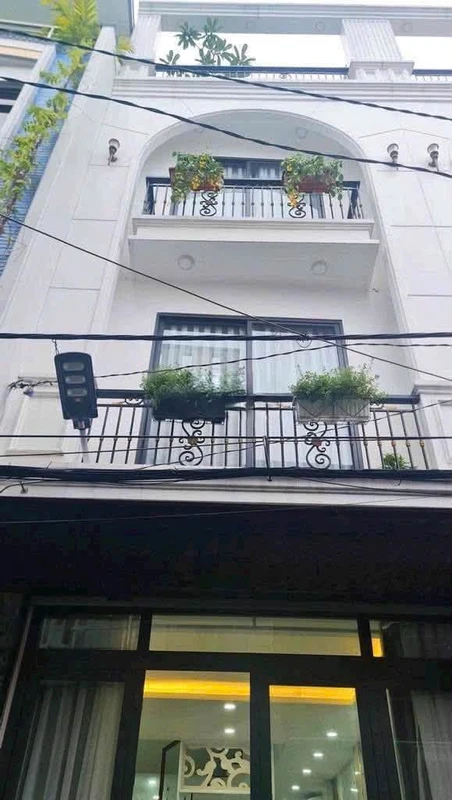 Bán đất biệt thự 10x25 250m² full thổ cư gần Vincom, đường Phạm Văn Thuận, 12,5 tỷ vucher