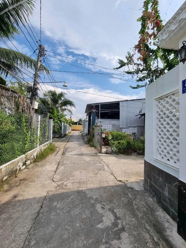 Bán nhà 3PN 220m² Phú Tân, Bà Rịa - Vũng Tàu 1,4 tỷ