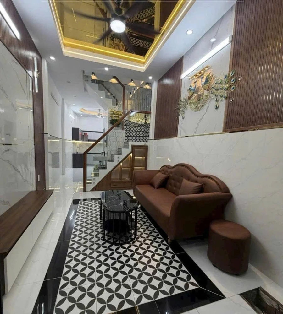 Bán nhà 3 tầng 3x13m đường Văn Thân Quận 6, giá nhỉnh 4 tỷ - Ảnh 1