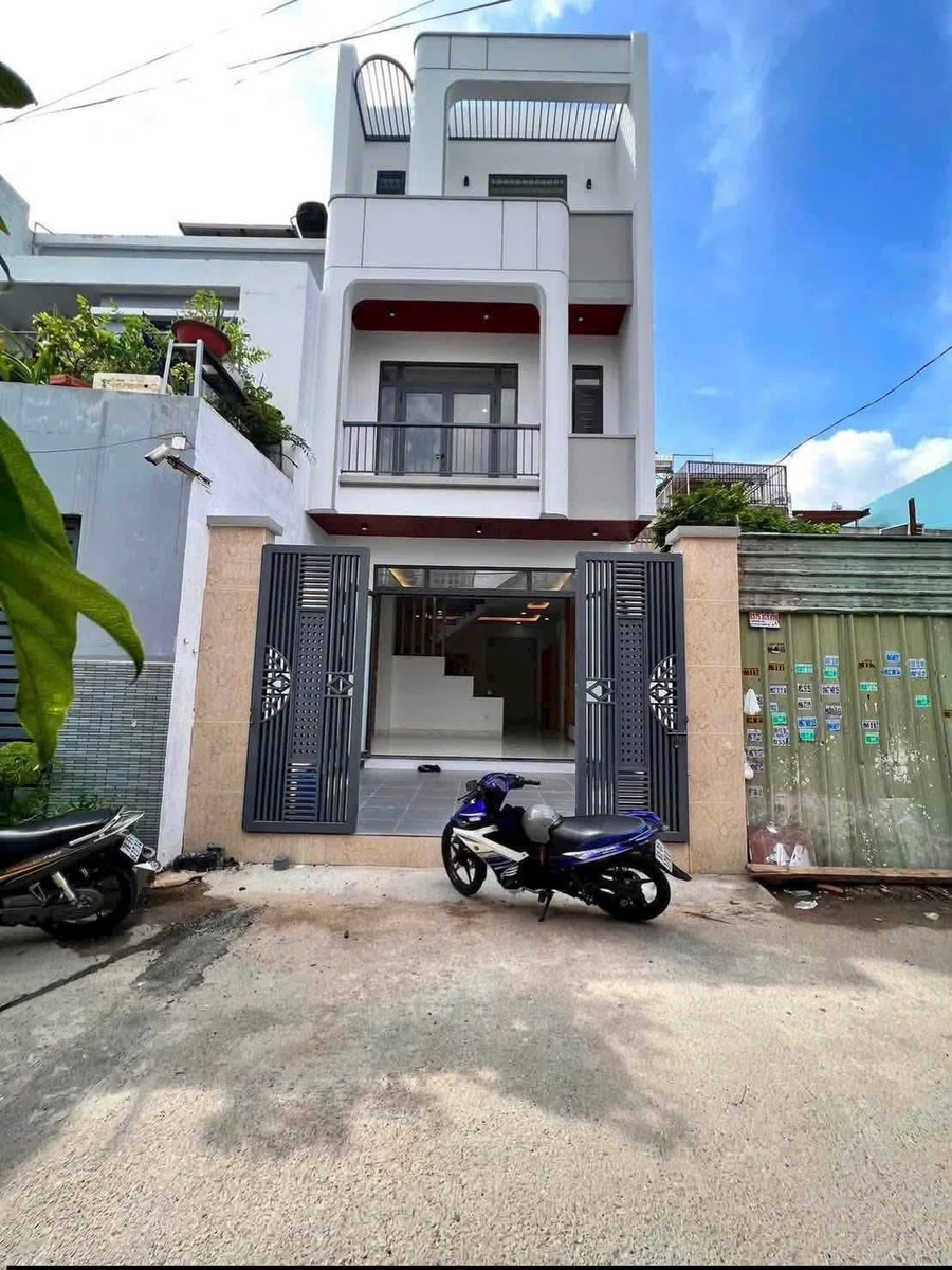 Bán nhà 1 trệt 2 lầu 70m² Phường Dĩ An, Bình Dương, 4.9 tỷ - Ảnh 1