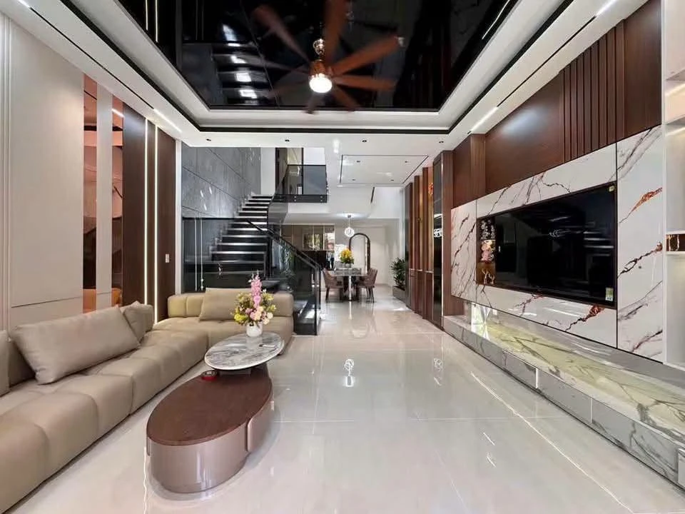 Bán nhà 3 tầng 4PN, 112m2, mặt tiền 6m, Bình Chánh - Ảnh thu nhỏ 2