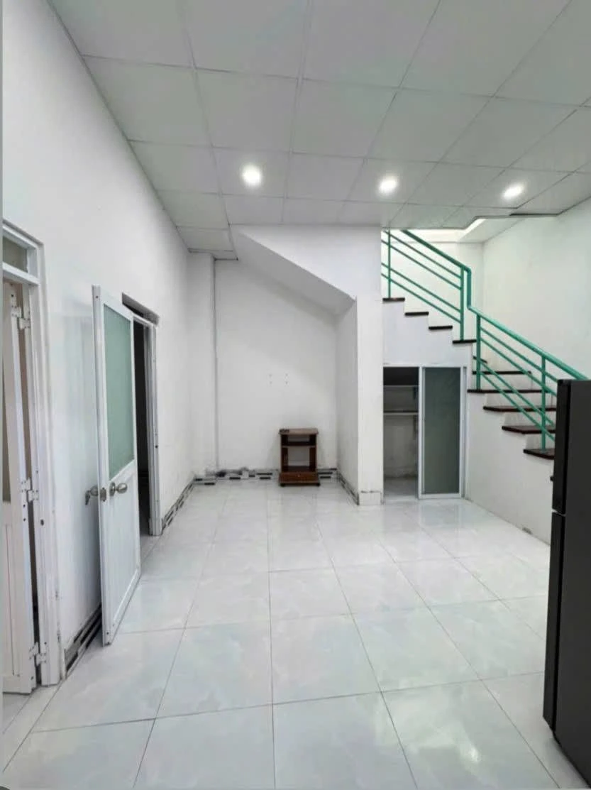 Bán nhà hẻm Nha Trang ngang 8m, 3 PN, 55.7m2, 2.75 tỷ - Ảnh thu nhỏ 4