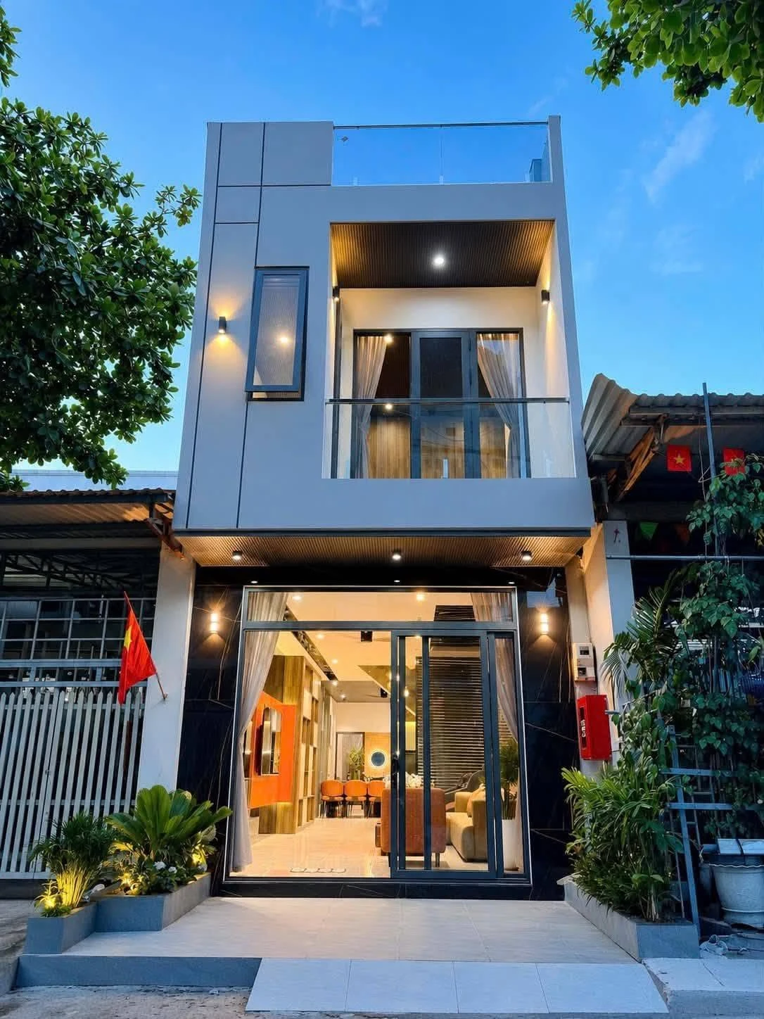 Bán nhà 2 tầng 95m2 đường Hà Huy Tập, Đà Nẵng - Ảnh 1