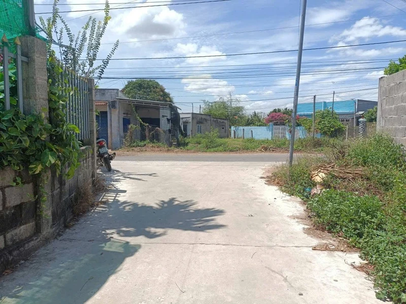 Bán 200m2 đất ở Hàm Liêm, Lâm Đồng, mặt tiền bê tông