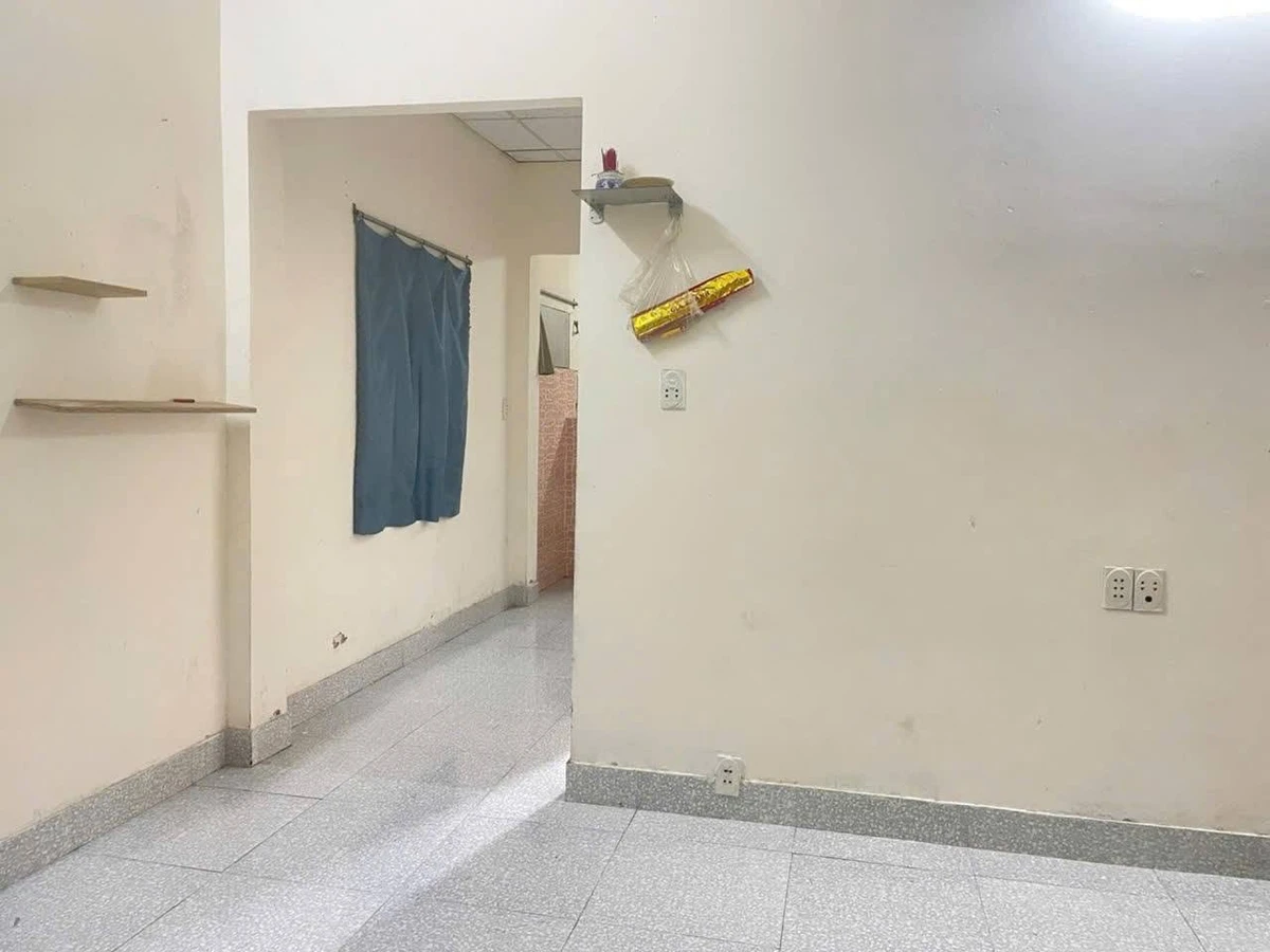 Bán nhà hẻm 50m2 2 PN tại Dĩ An, Bình Dương 2.7 tỷ - Ảnh thu nhỏ 2