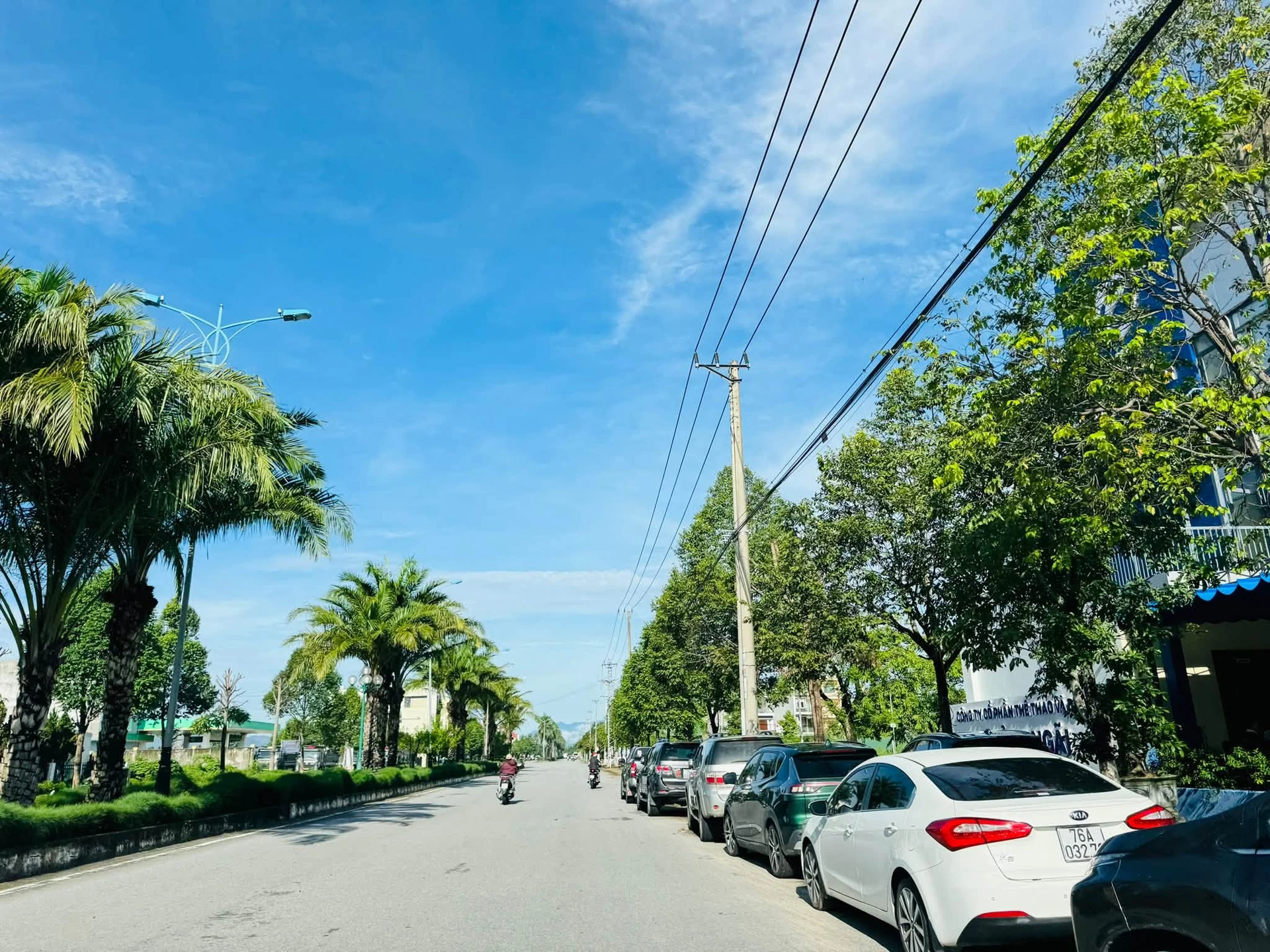 Bán lô đất biệt thự 200m2 mặt tiền đường Trường Chinh, Quảng Ngãi - Ảnh 1