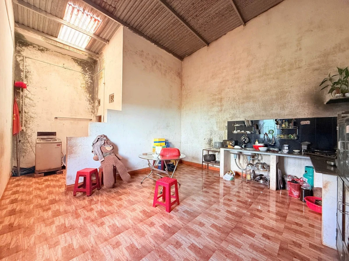 Bán đất tặng nhà 100m² Lê Duẩn, Pleiku 1 tỷ 299 triệu - Ảnh thu nhỏ 3