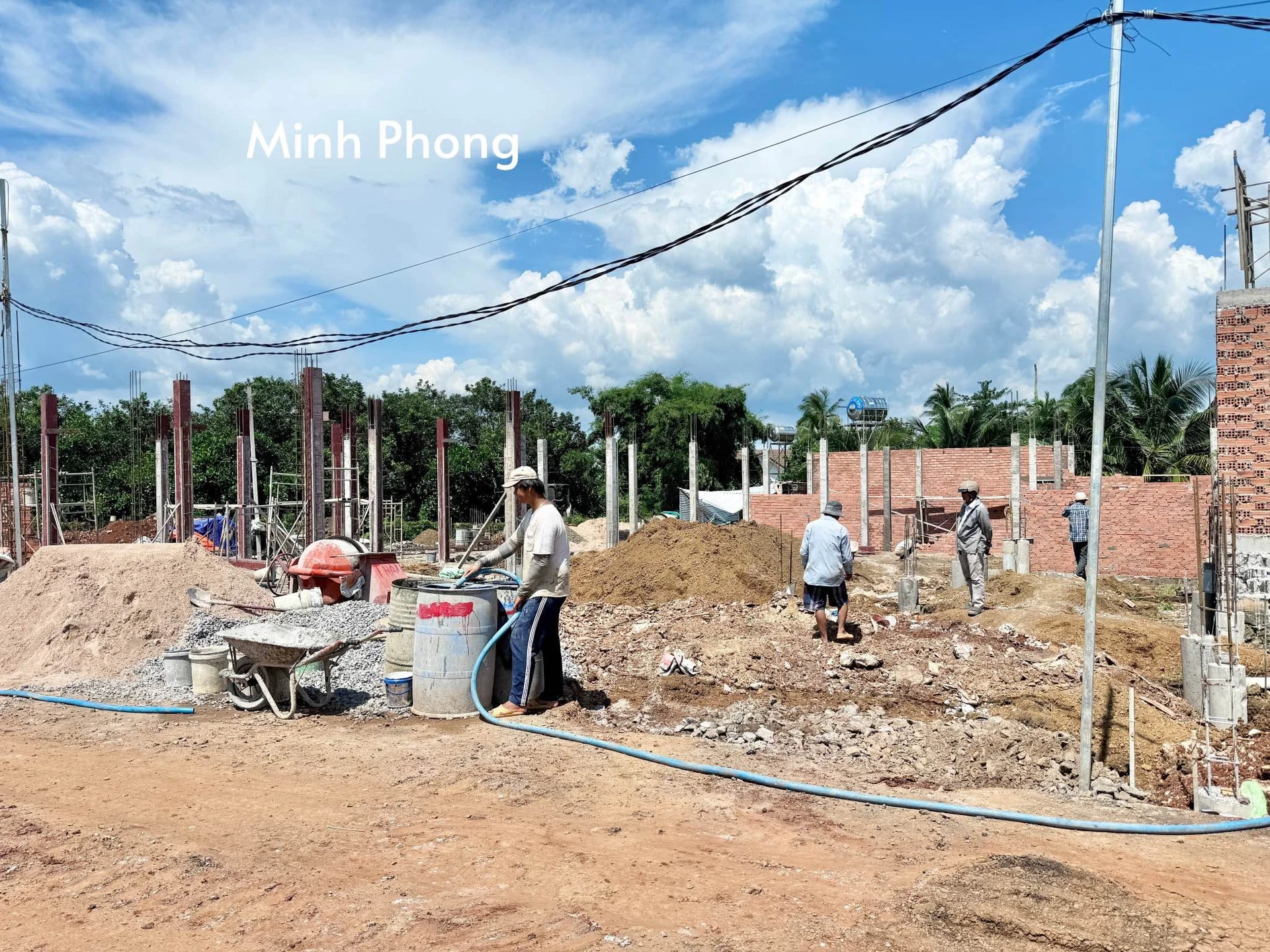 Bán nhà phố 3PN 80m² Phường Bảo Vinh, trả trước 550tr - Ảnh 1
