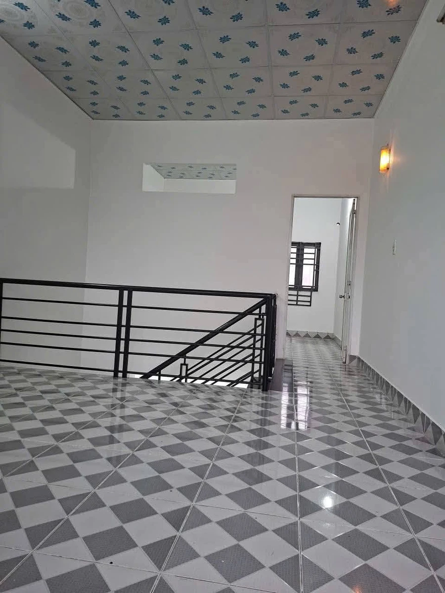 Bán nhà 1 trệt 1 lầu 52m2 2PN 2WC giá 1,48 tỷ gần chợ Tân Bình, Dĩ An, Bình Dương - Ảnh thu nhỏ 3