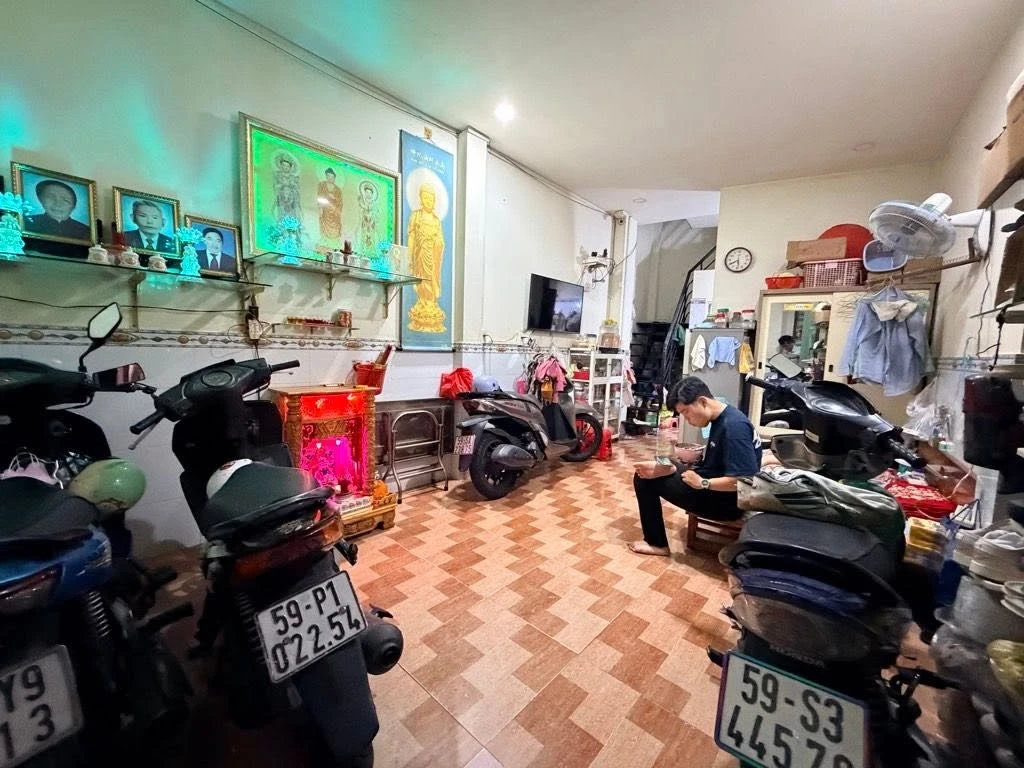 Bán nhà 30m2, 4 tầng, 3PN, Bình Thạnh gần chợ Bà Chiểu - Ảnh thu nhỏ 3