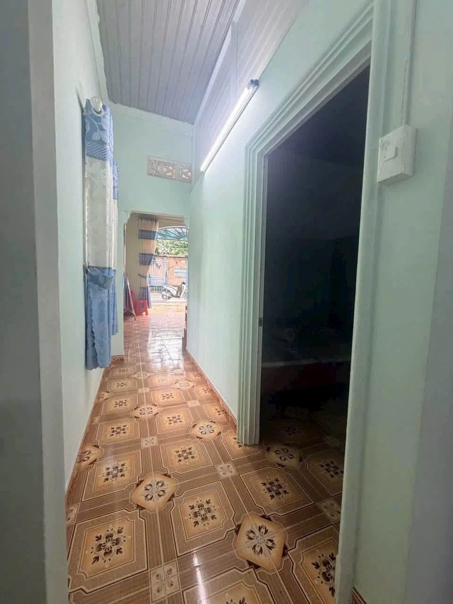 Nhà cấp 4 góc 2 mặt tiền 67.5m² gần KDC An Bình - Ảnh thu nhỏ 3
