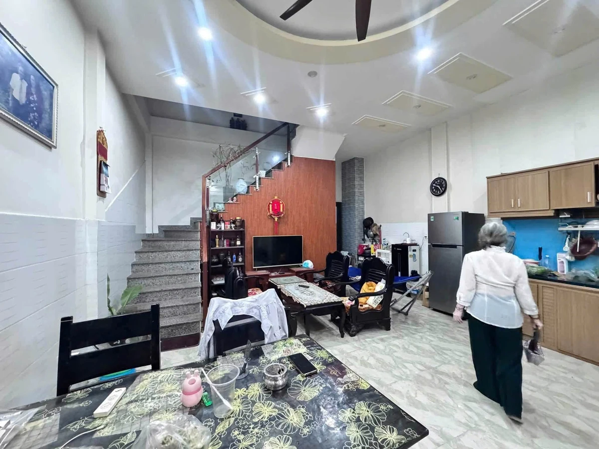Bán nhà 4 tầng kiệt Trường Chinh 160m² 2,9 tỷ - Ảnh thu nhỏ 4
