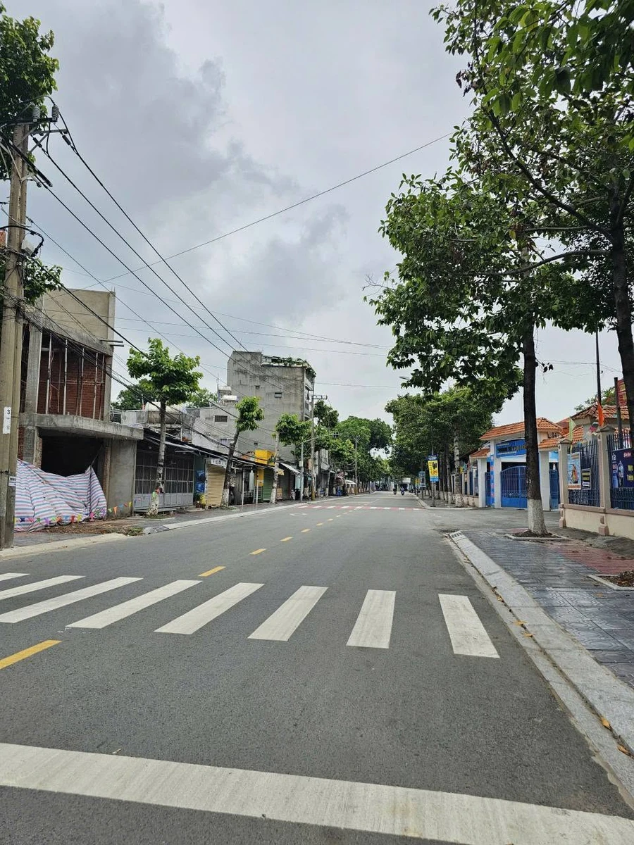 Bán nhà 1 trệt 1 lầu MT 126.5m2, Đã An, Bình Dương - Ảnh thu nhỏ 3