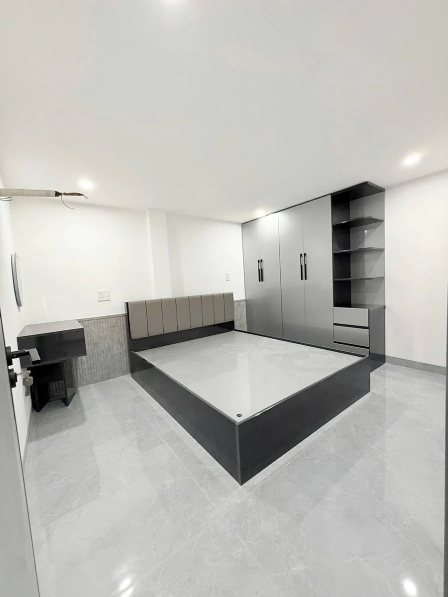 Bán nhà gác lửng 56m² 3PN Tôn Đản Quận 1 - Ảnh thu nhỏ 3