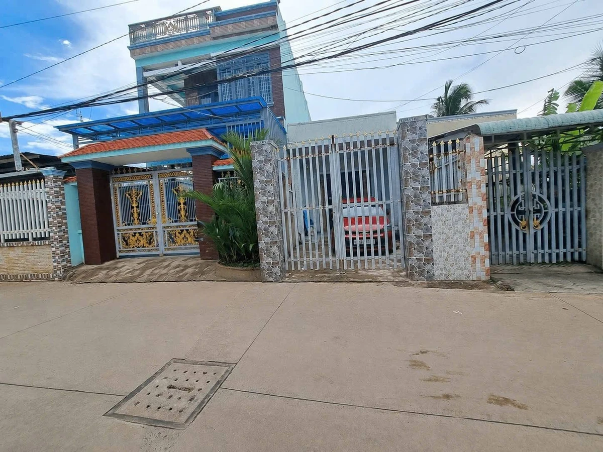 Bán nhà cấp 4 gần siêu thị Bến Lức, 120m2, 2,7 tỷ - Ảnh thu nhỏ 2