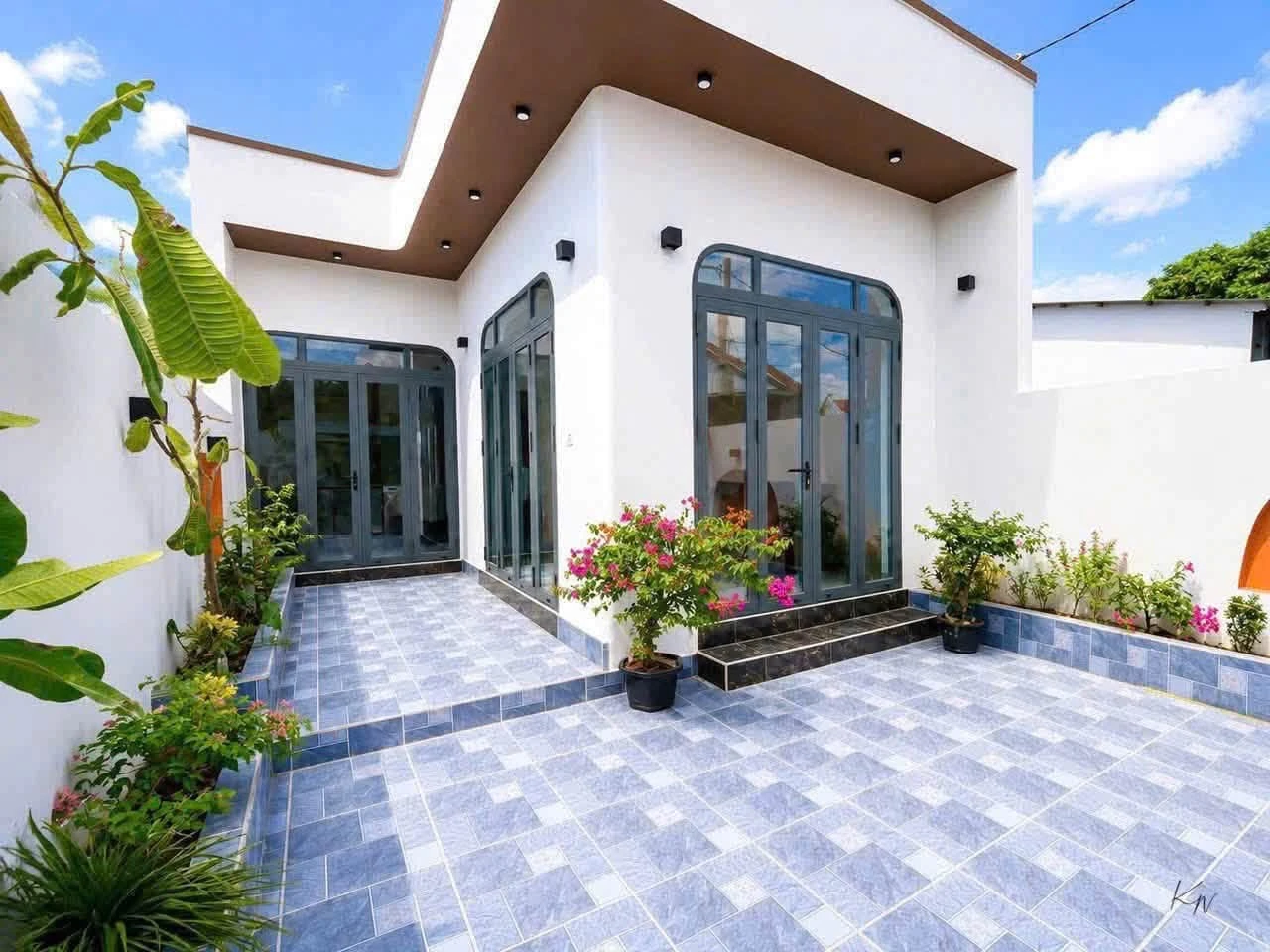 Bán nhà sân vườn mini 100m2 full nội thất, sổ riêng, giá 1,62 tỷ tại Diên Sơn - Ảnh 1
