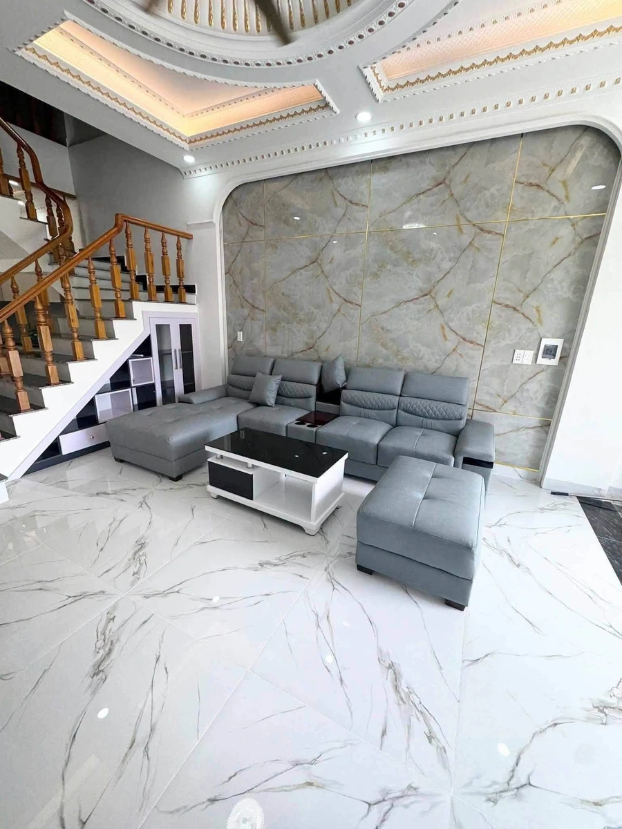 Bán nhà trệt lầu 3PN 72m2 Tân Uyên Bình Dương 2.2 tỷ - Ảnh thu nhỏ 2