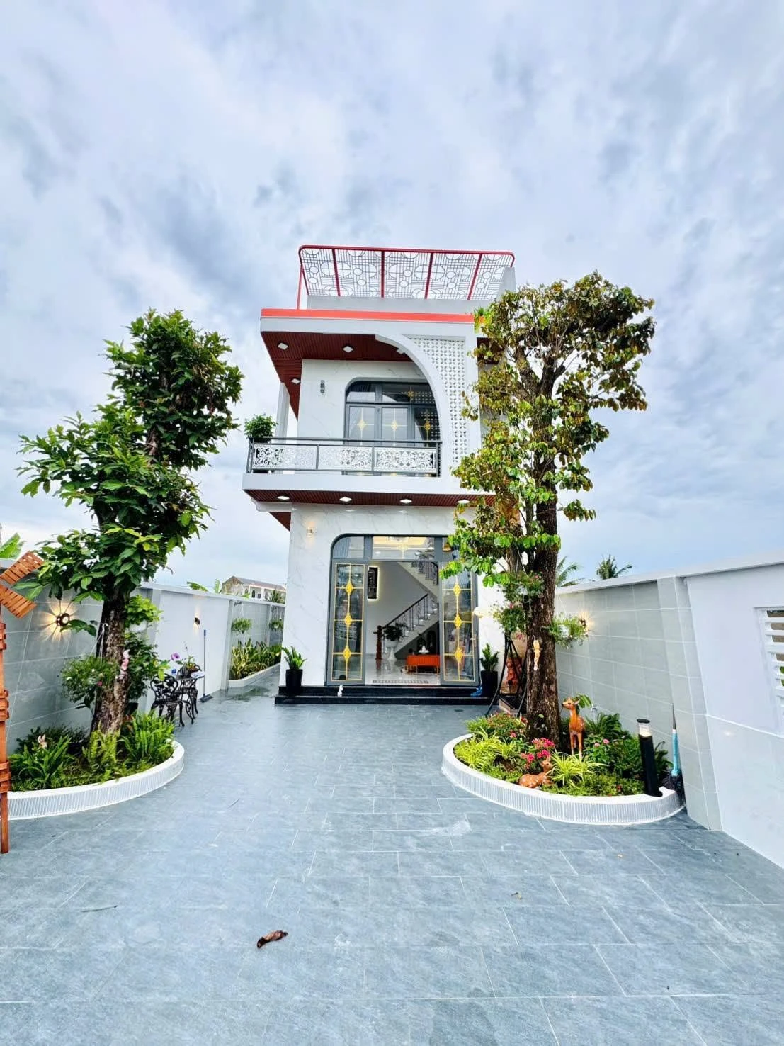 Bán nhà 1 trệt 1 lầu sân vườn 310m2, 3PN, Tân Kim, Cần Giuộc, Long An - Ảnh 1