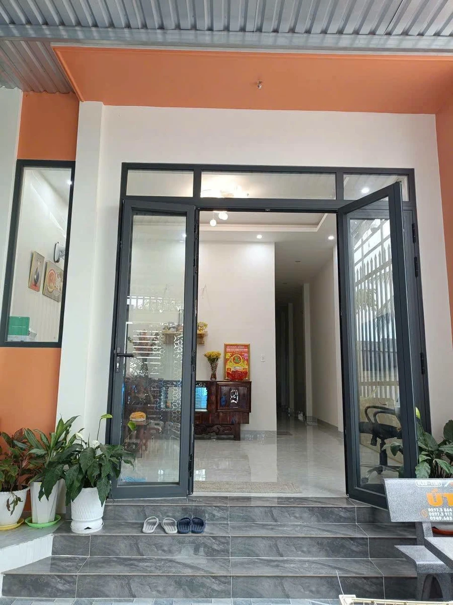 Bán nhà mặt tiền Nguyễn Văn Nhị 3PN 100m² 1,99 tỷ Nhà Bè - Ảnh thu nhỏ 4