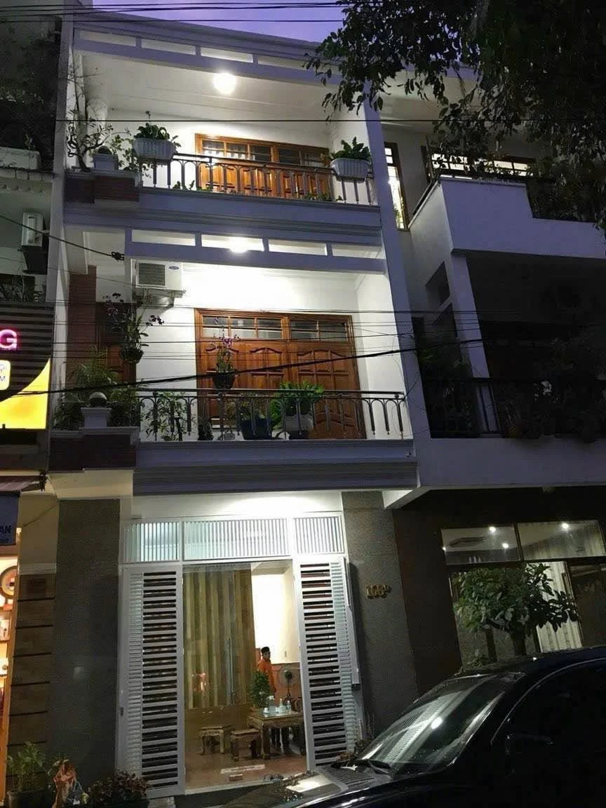 Nhà 3 tầng mặt tiền Hoàng Văn Thụ, Nha Trang - 45,5m² - 13 tỷ - Ảnh 1