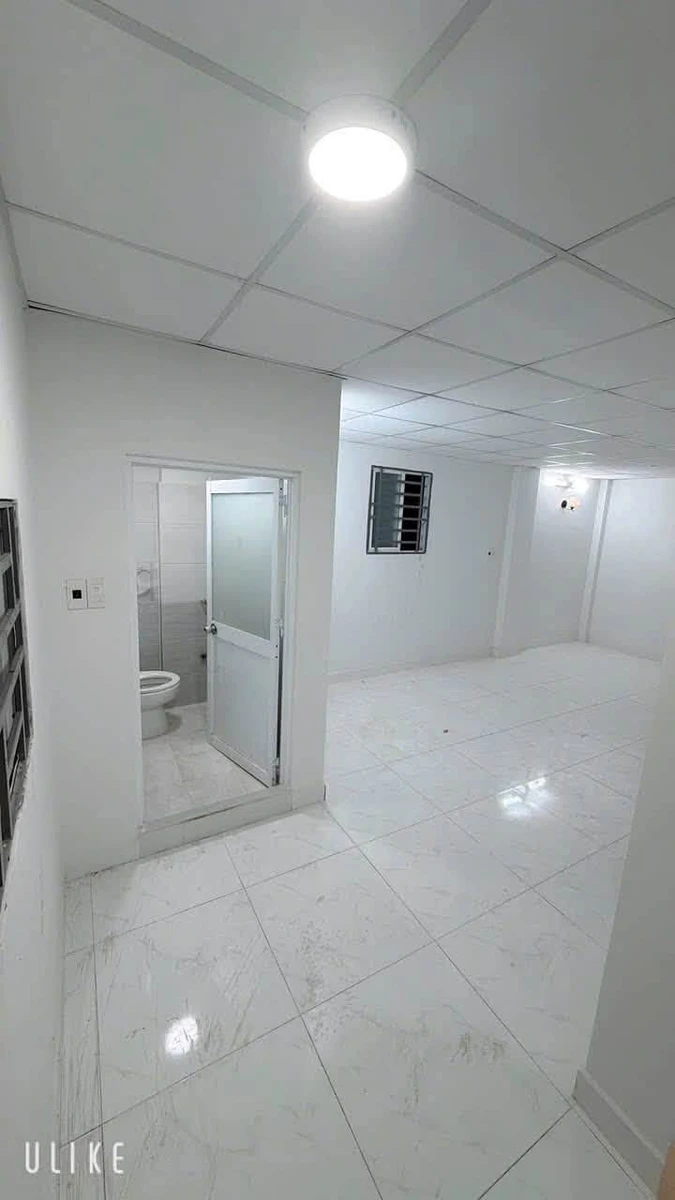 Bán nhà 1 trệt 1 lầu 4x14m, 2PN 2WC hẻm Ốc Thắng, C4 Phạm Hùng giá 2,8 tỷ - Ảnh thu nhỏ 2