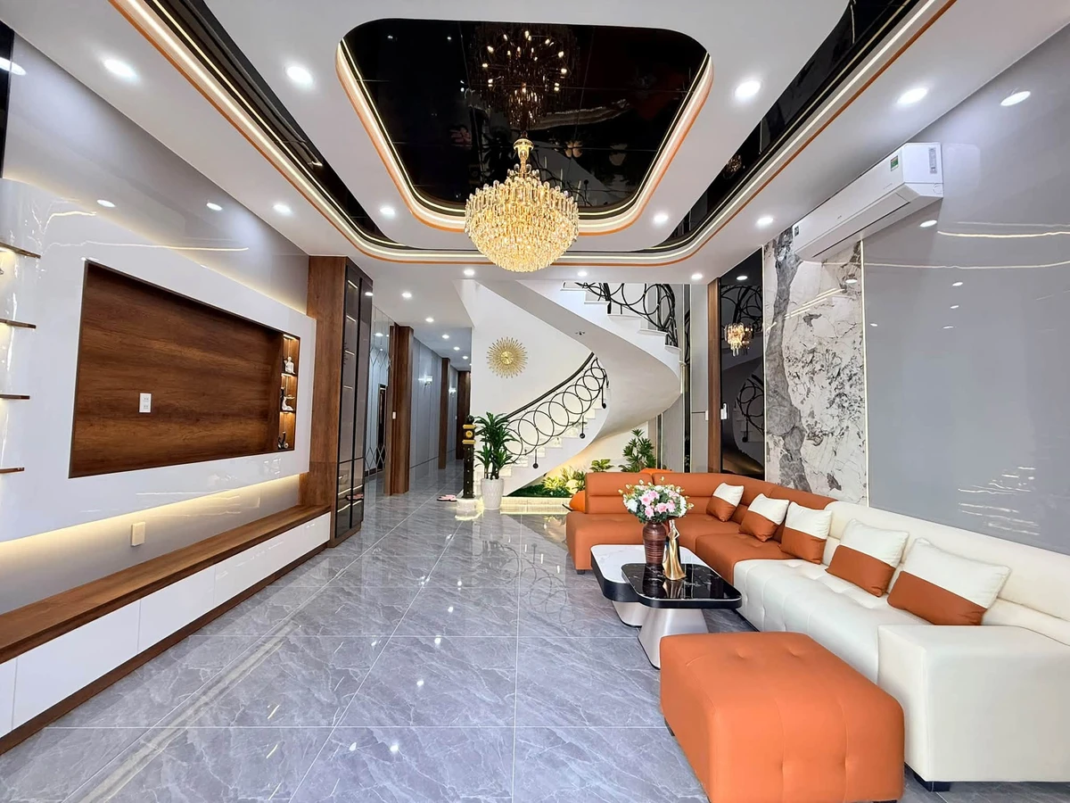 Bán nhà mặt tiền 5x20m 3PN Rạch Giá 4,99 tỷ - Ảnh 1
