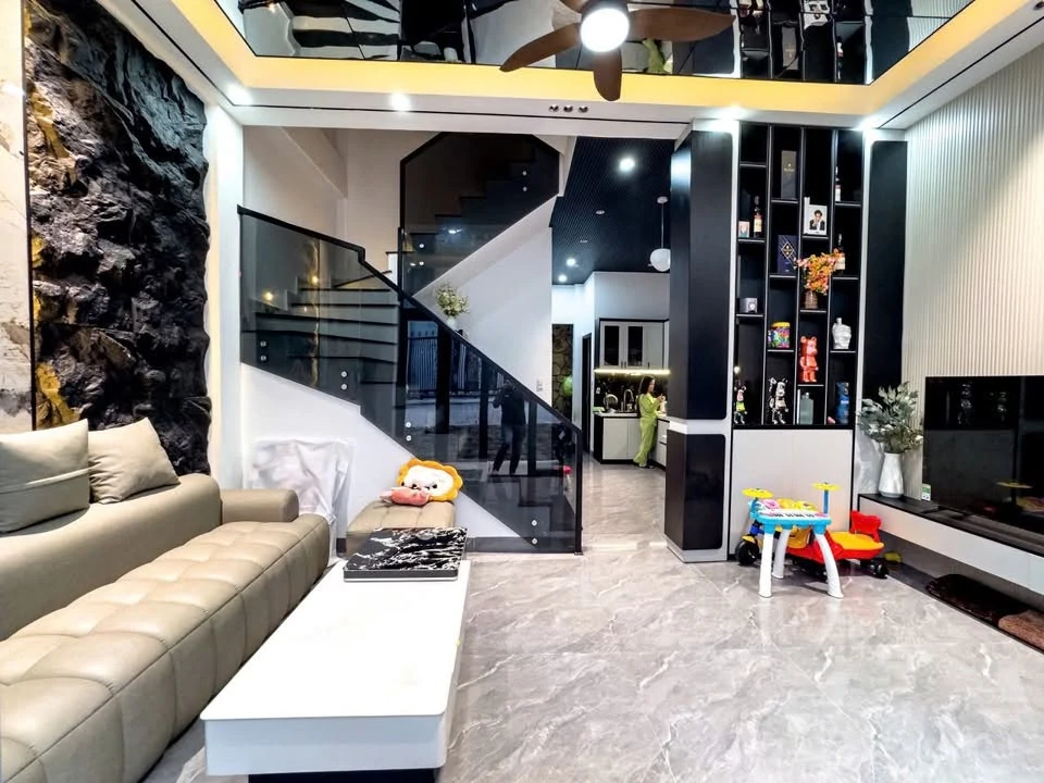 Bán nhà 3 tầng 55m² 4PN, Đà Nẵng, 4 tỷ - Ảnh thu nhỏ 3