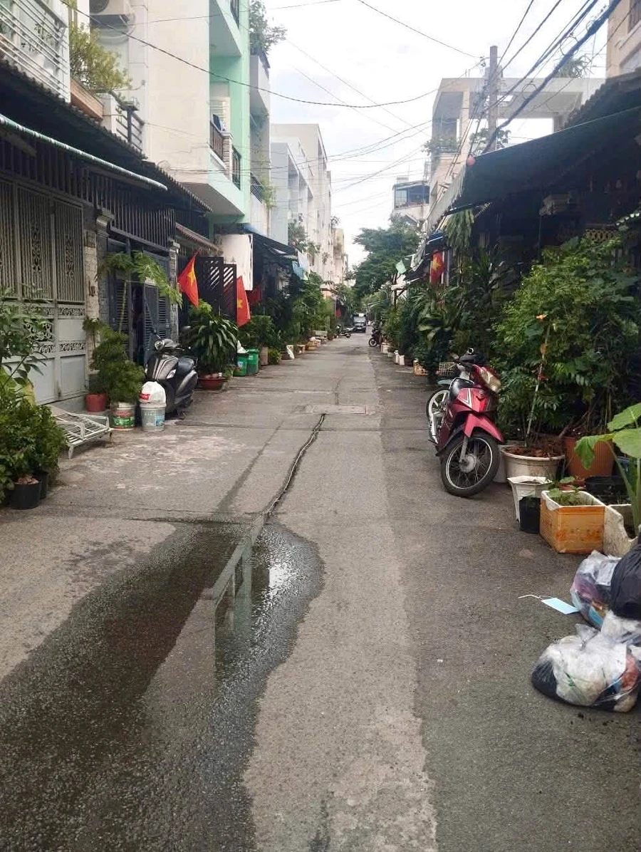 Bán nhà hẻm xe hơi 4 phòng ngủ 48m² Bình Tân giá 4,799 tỷ - Ảnh thu nhỏ 2