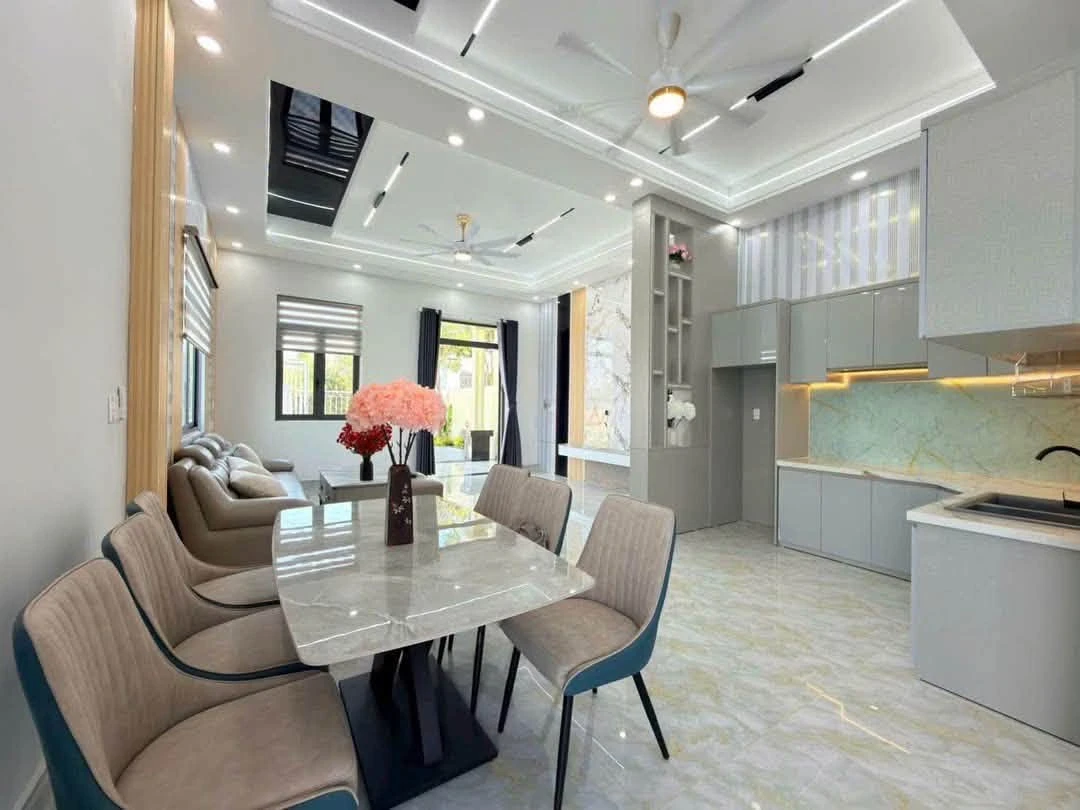 Cặp nhà mái Thái sân vườn 240m² và 431m² Bình Chánh - Ảnh thu nhỏ 3