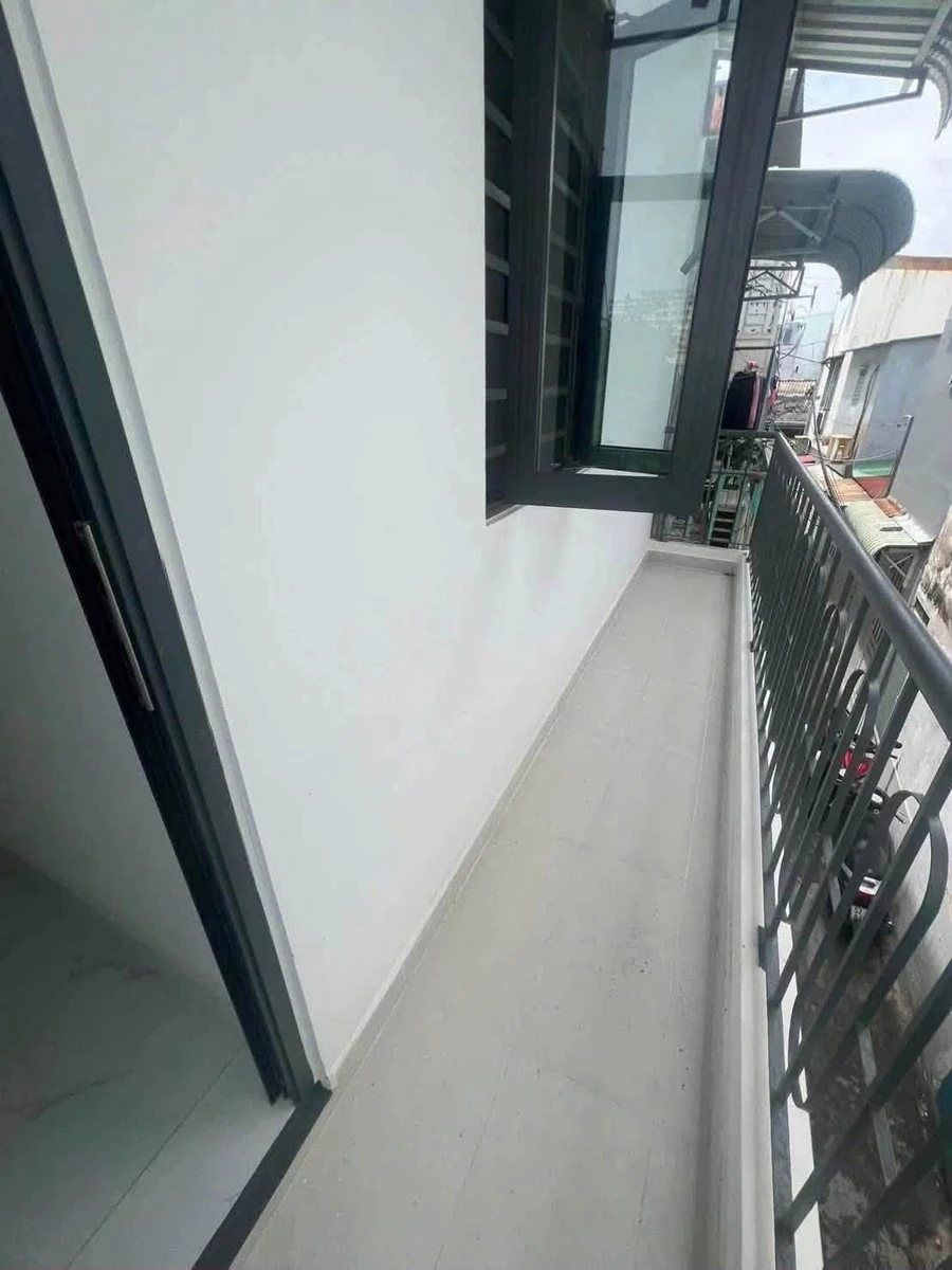 Bán nhà 2 tầng hẻm xe hơi đường 475, Phước Long B, Quận 9, 65,8m2, giá 3,95 tỷ - Ảnh thu nhỏ 4