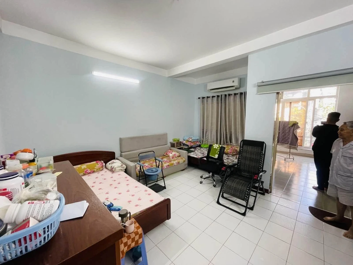 Bán nhà 4 tầng 110m² 7PN cư xá biệt thự Phạm Văn Hai, Tân Bình, giá 23,5 tỷ - Ảnh thu nhỏ 4