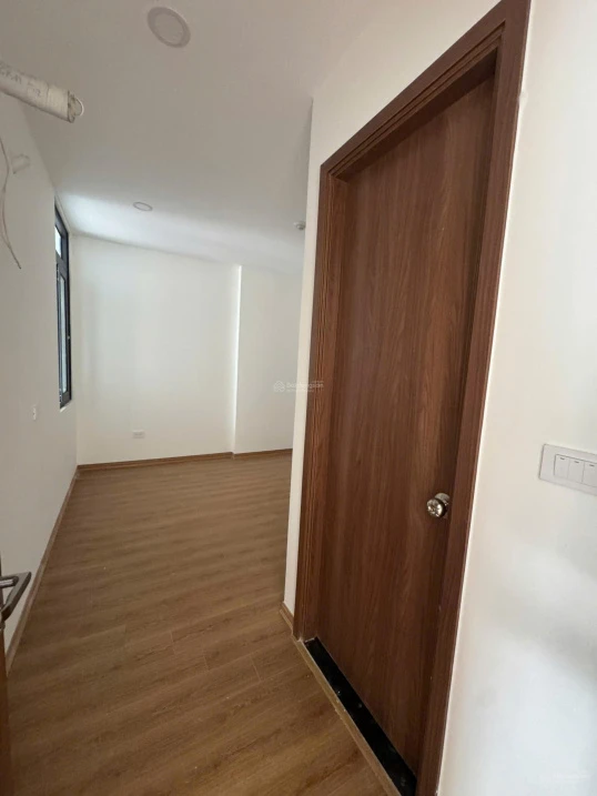 Sổ Đỏ Chính Chủ Cần Bán Lại Căn Hộ 61,6m2 View Hồ Tầng Trung Toà TT01 - Ảnh thu nhỏ 3