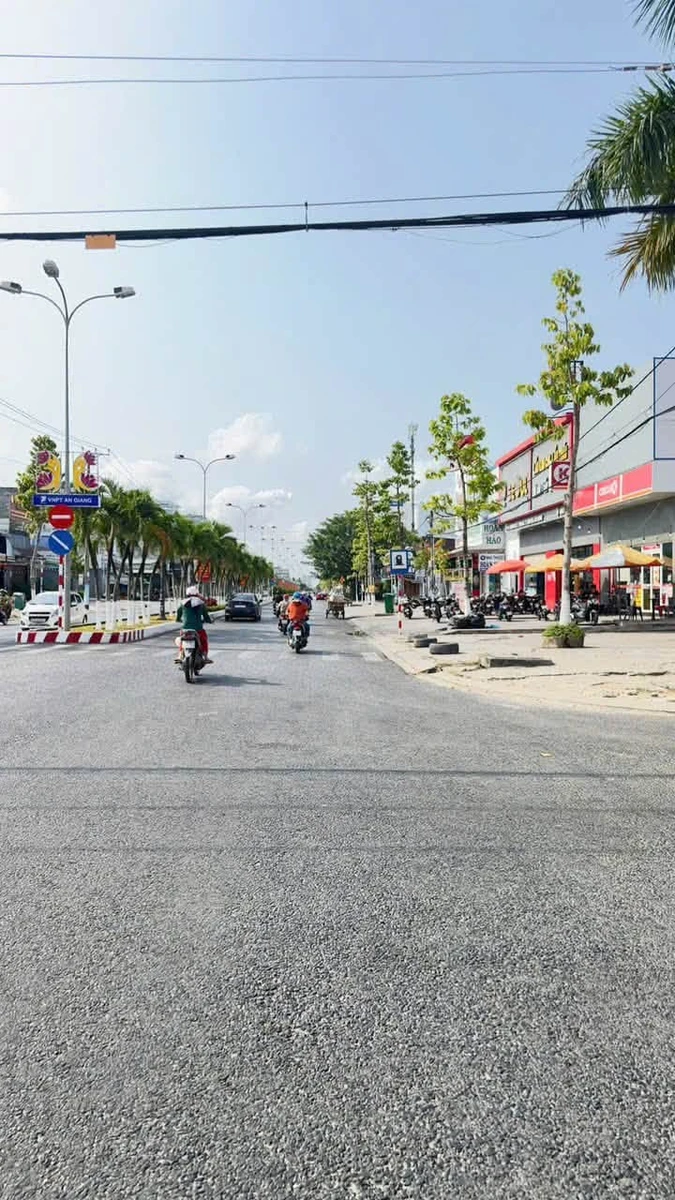 Bán lô góc 390m2 mặt tiền 3-2, Quận 1 - Ảnh thu nhỏ 2